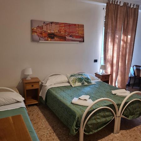 La Palazzina Hotel Rome Exterior photo